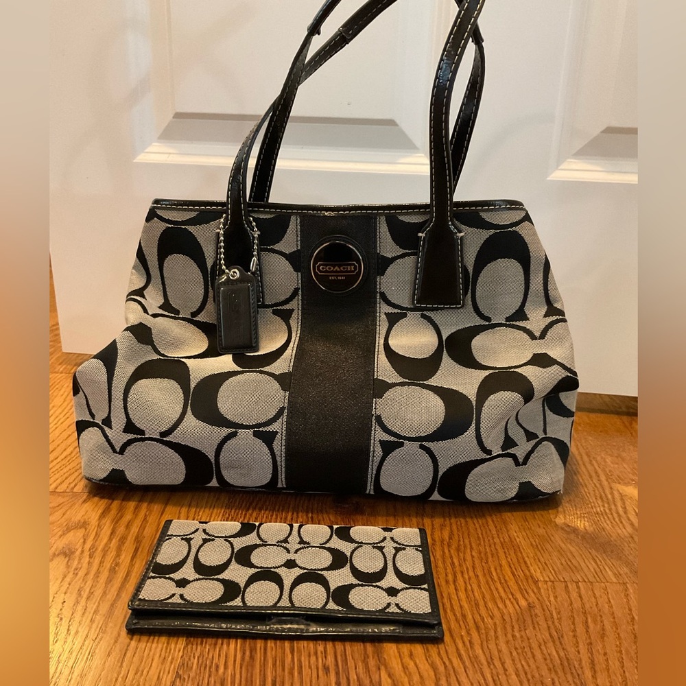 Coach purse with matching wallet